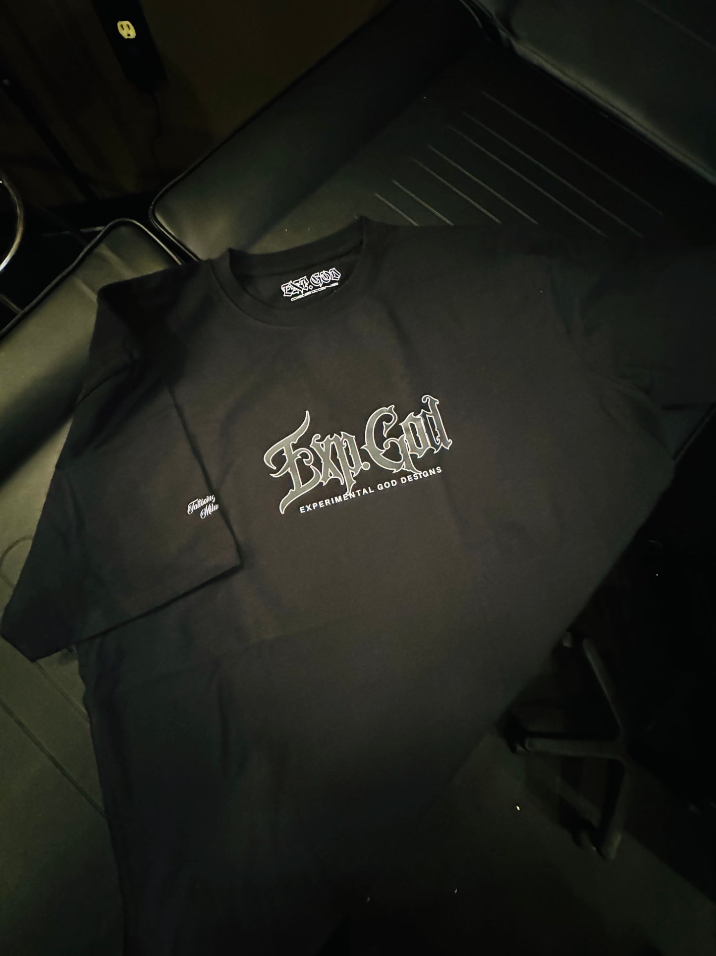Men’s premium heavyweight shop tee